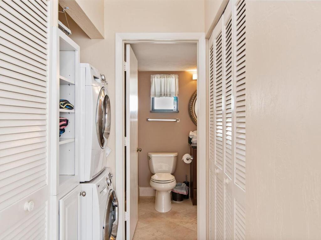 Knot A Care Remodeled Direct Water Access Condo With Ocean And Pool Views Now Sleeps Six Marco Island Exterior photo